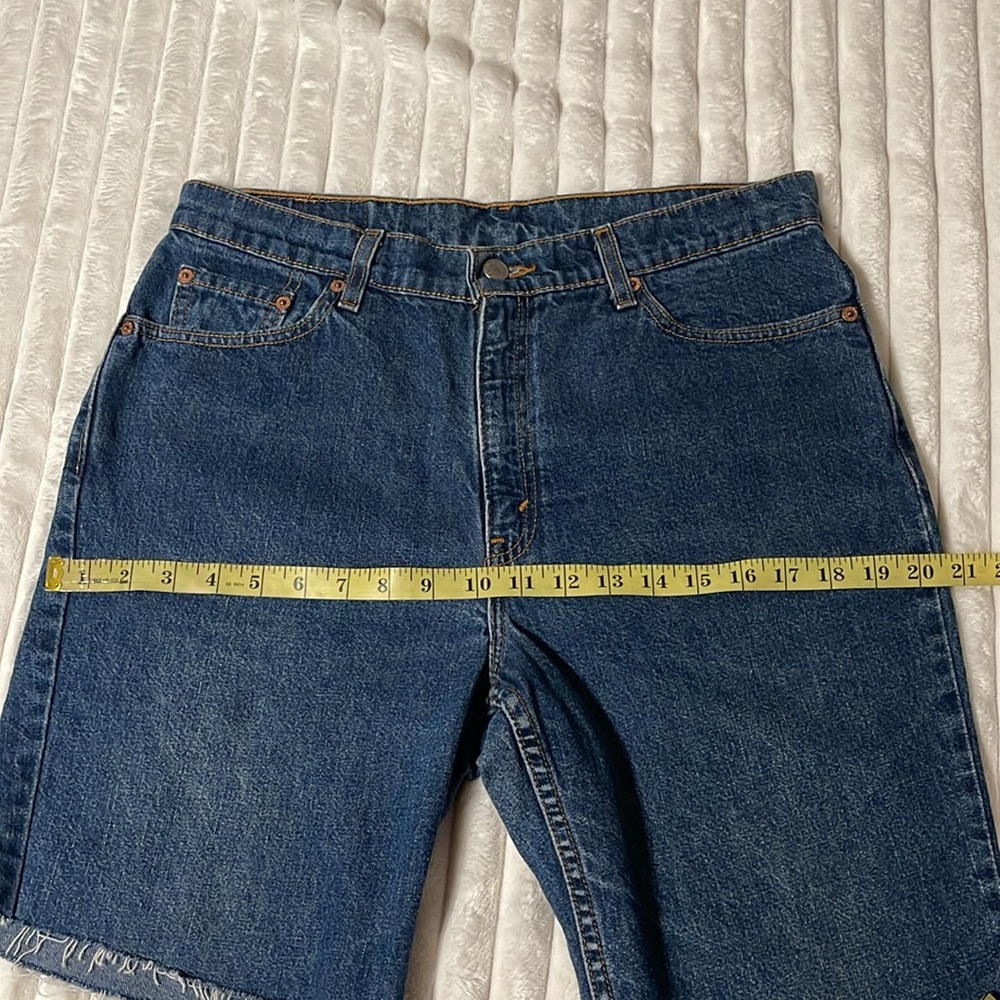 Levis Vintage Black Tab Shorts | Size 31-32? - Picture 6 of 10